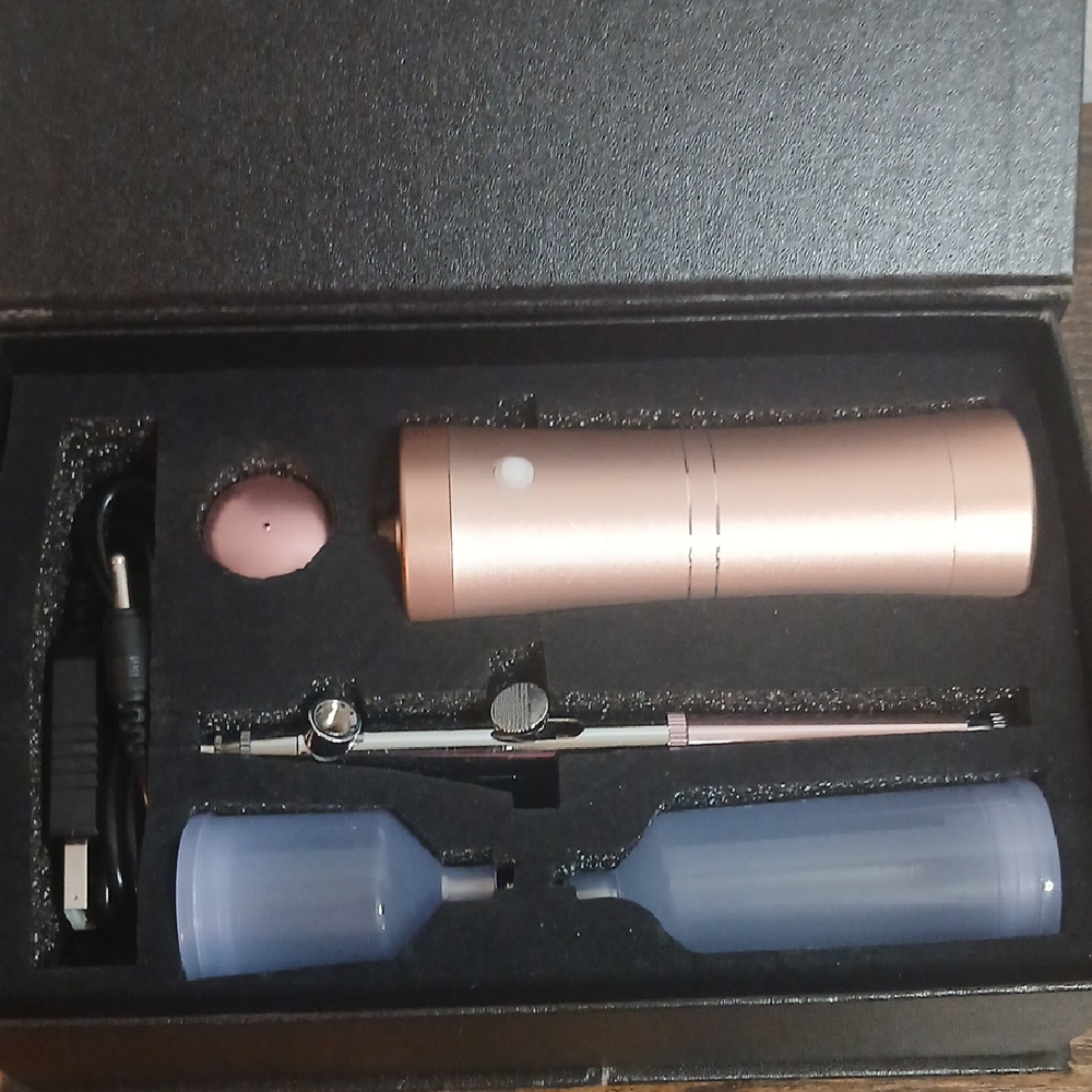 Rose Gold Electronic Airbrush Kit